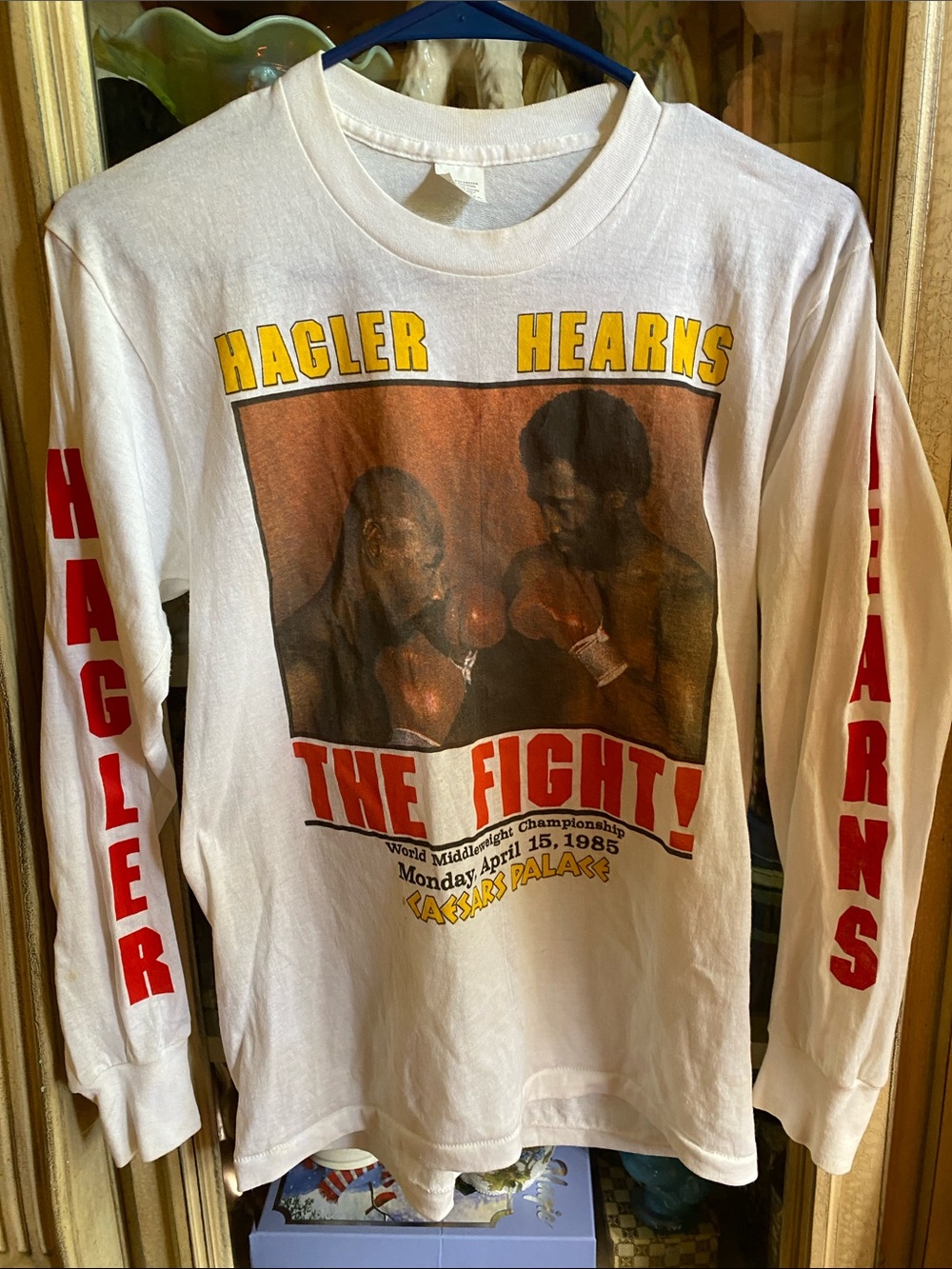 White 'The Fight'  1985 Long-Sleeve Graphic Tee - Hagler Hearns men’s so medium